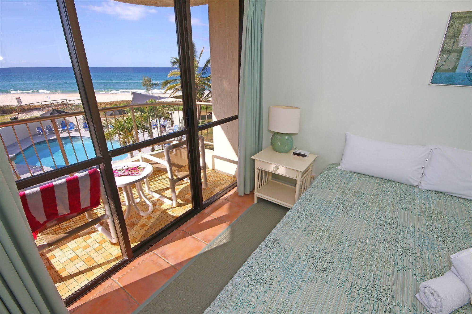 San Simeon Beachfront Apartments Tugun Gold Coast Eksteriør bilde